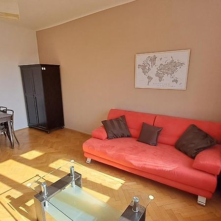 Na Slupi Sanctuary: Serene 2-Bedroom Getaway 布拉格 外观 照片